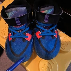 Kyrie Irving blue Nikes